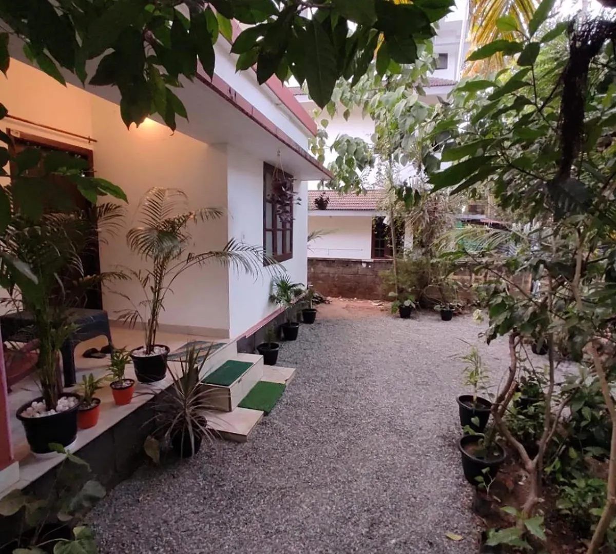Sand Beach House バルカラ ホームステイ